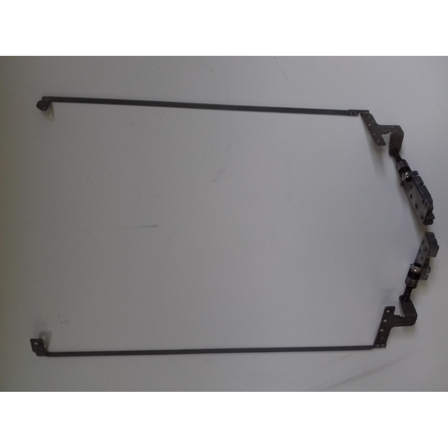 Set balamale cu sine Lenovo IdeaPad Y560 (FBKL3005010 FBKL3004010)